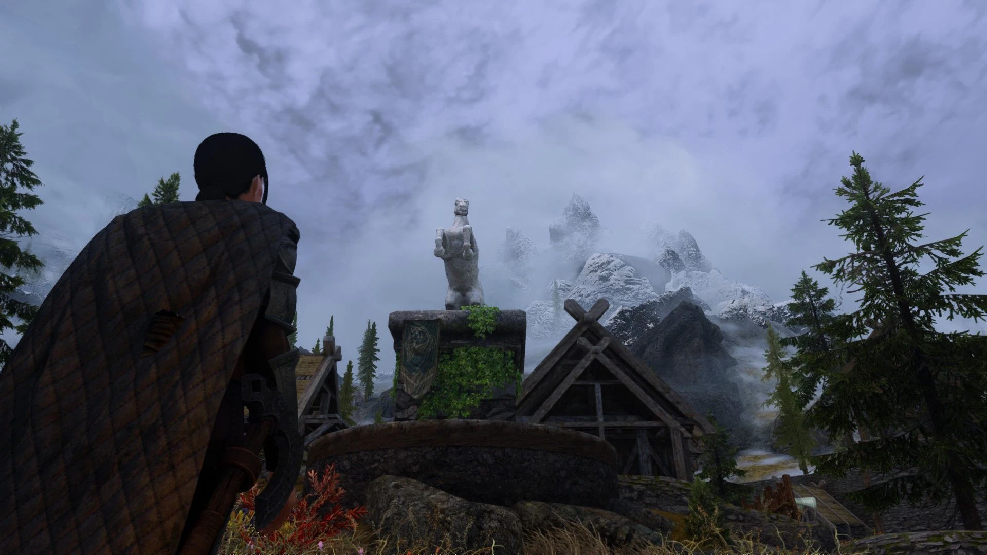 Whiterun Exterior Horse Statue mod for The Elder Scrolls V: Skyrim Special Edition