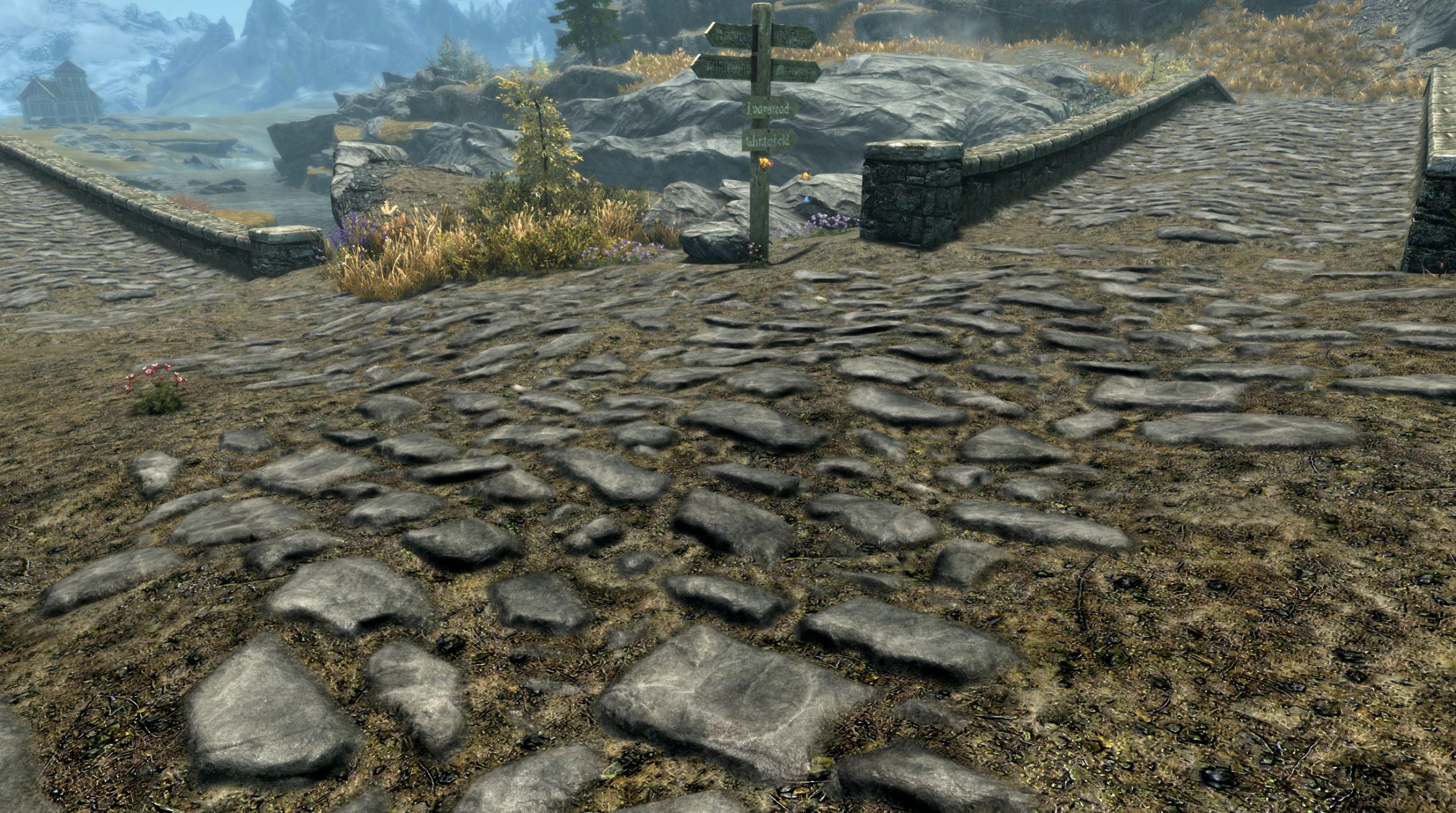 Gray Really Blended Roads mod for The Elder Scrolls V: Skyrim Special Edition