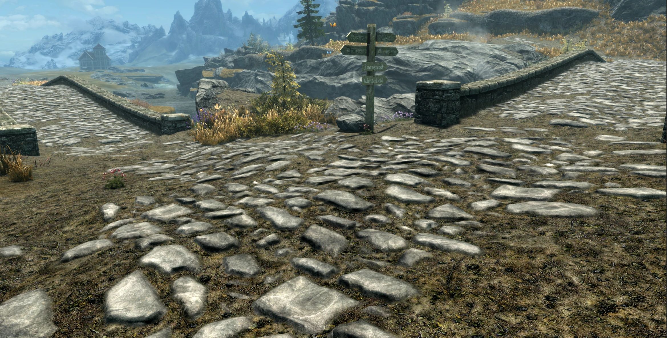 Gray Really Blended Roads mod for The Elder Scrolls V: Skyrim Special Edition