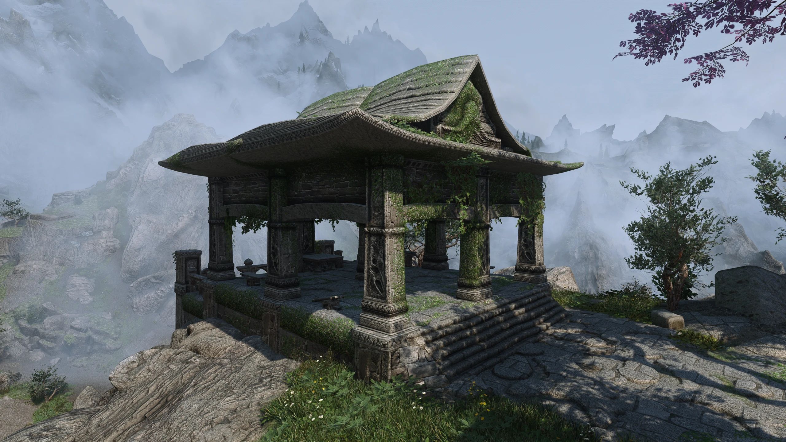 Riton's Skyhaven Temple mod for The Elder Scrolls V: Skyrim Special Edition
