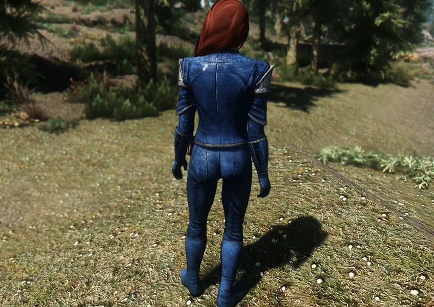Mavari Armor Recolor - Moonlight Blue mod for Skyrim
