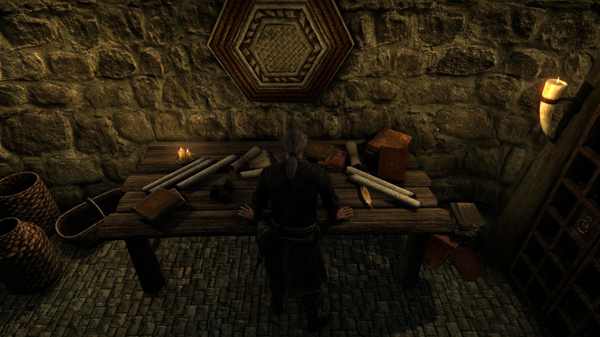 Calling the Watchmaker - Lovecraftian Inspired Quest Mod mod for The Elder Scrolls V: Skyrim Special Edition