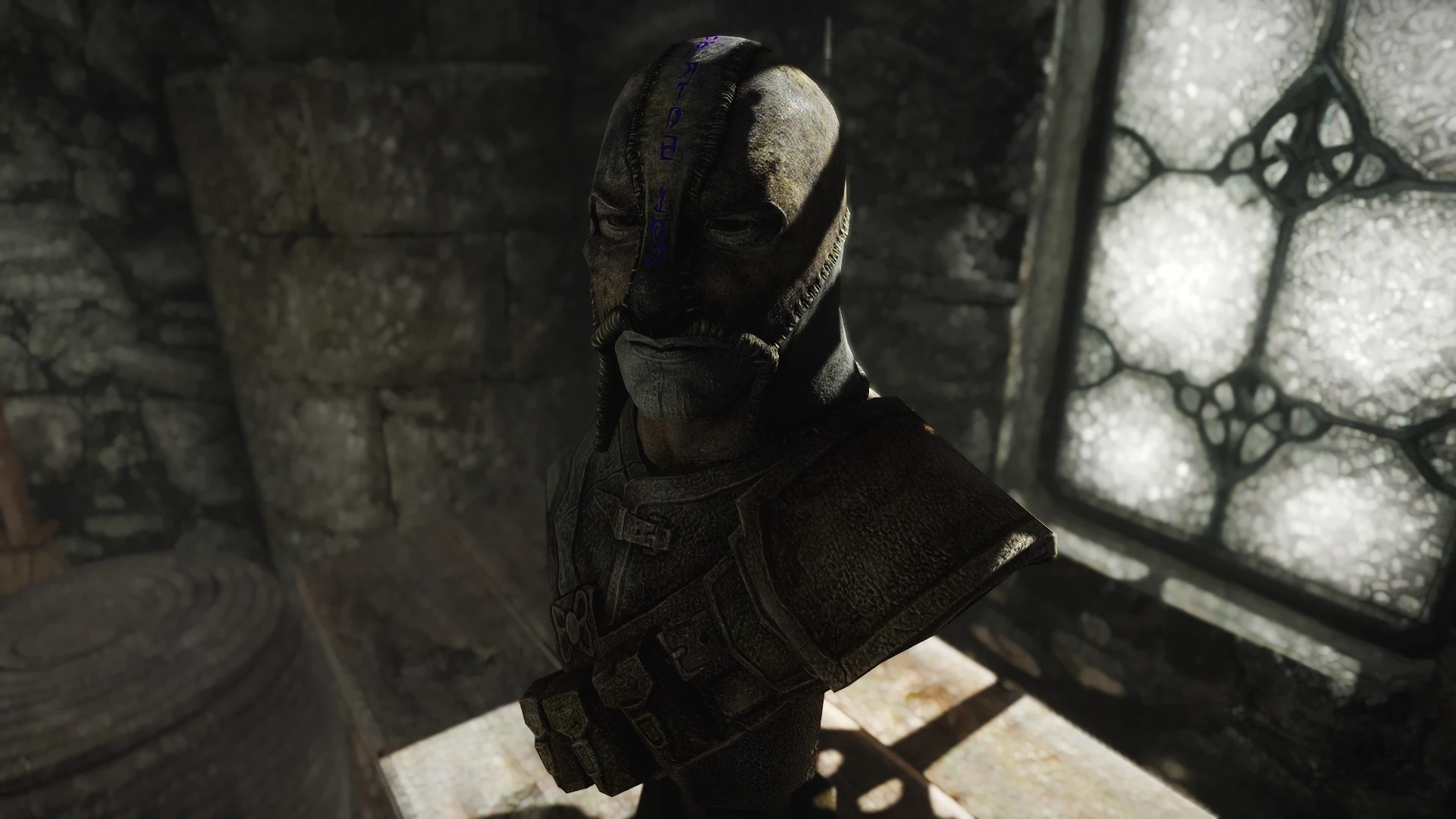 Kanjs - Gray Fox Bust and Cowl Animated  mod for The Elder Scrolls V: Skyrim Special Edition